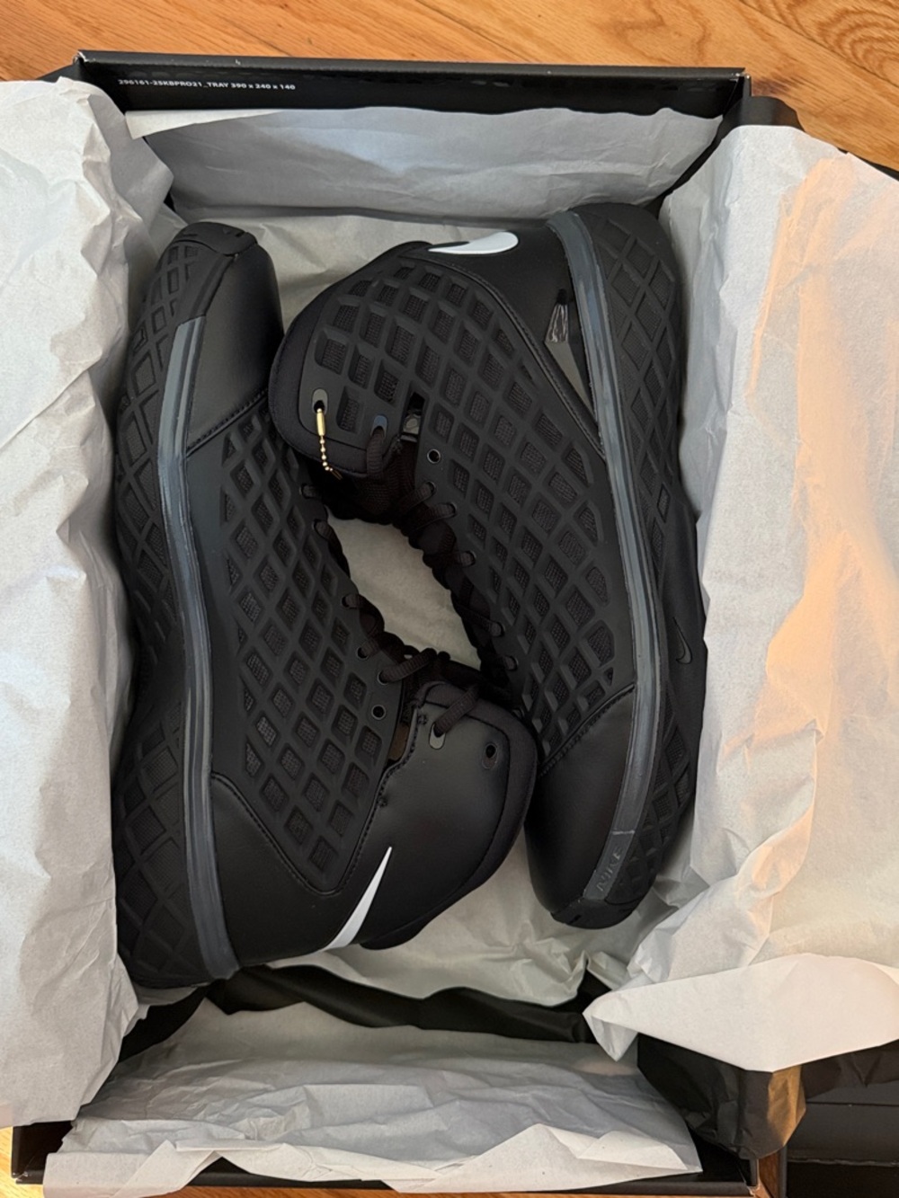 NEW Kobe III Protro Black/White-Anthracite